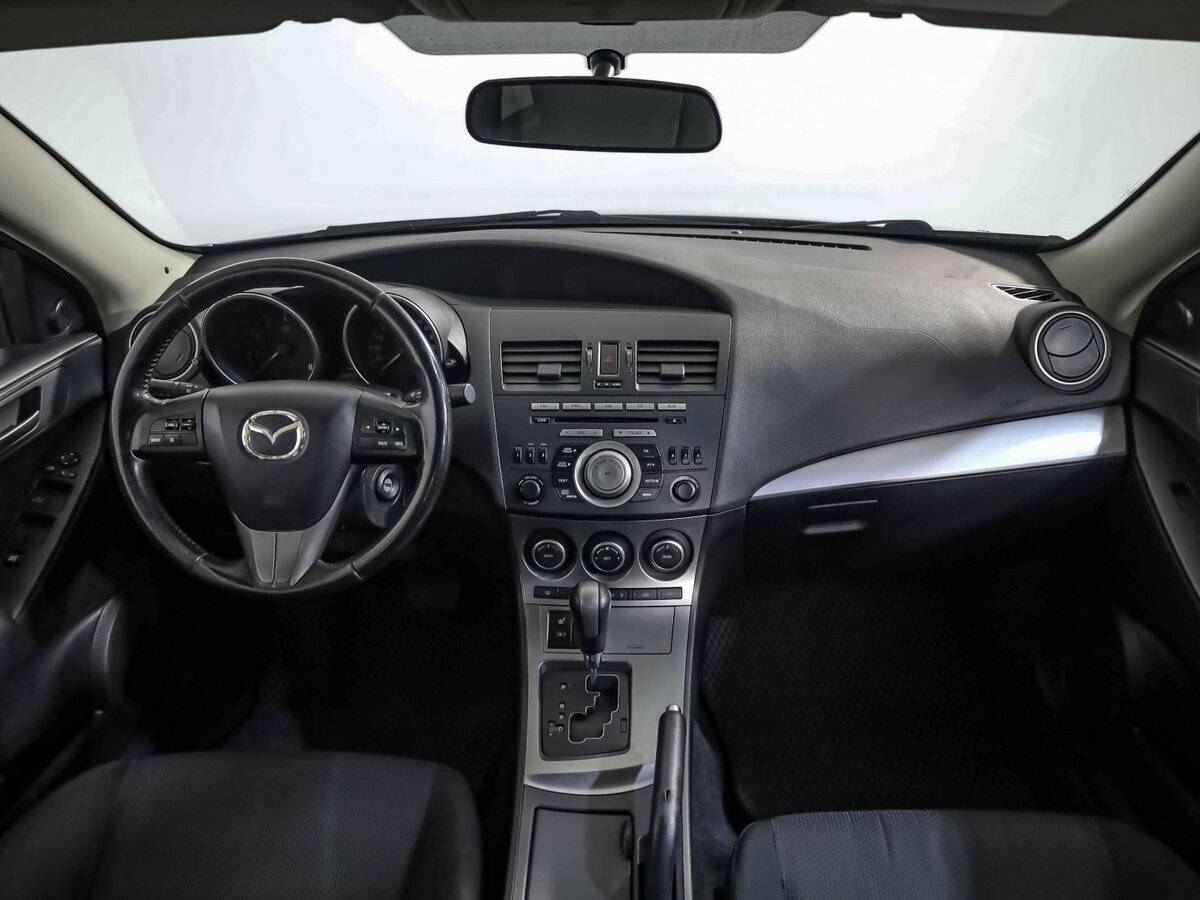 Купить Mazda 3 с пробегом. Фото: #7