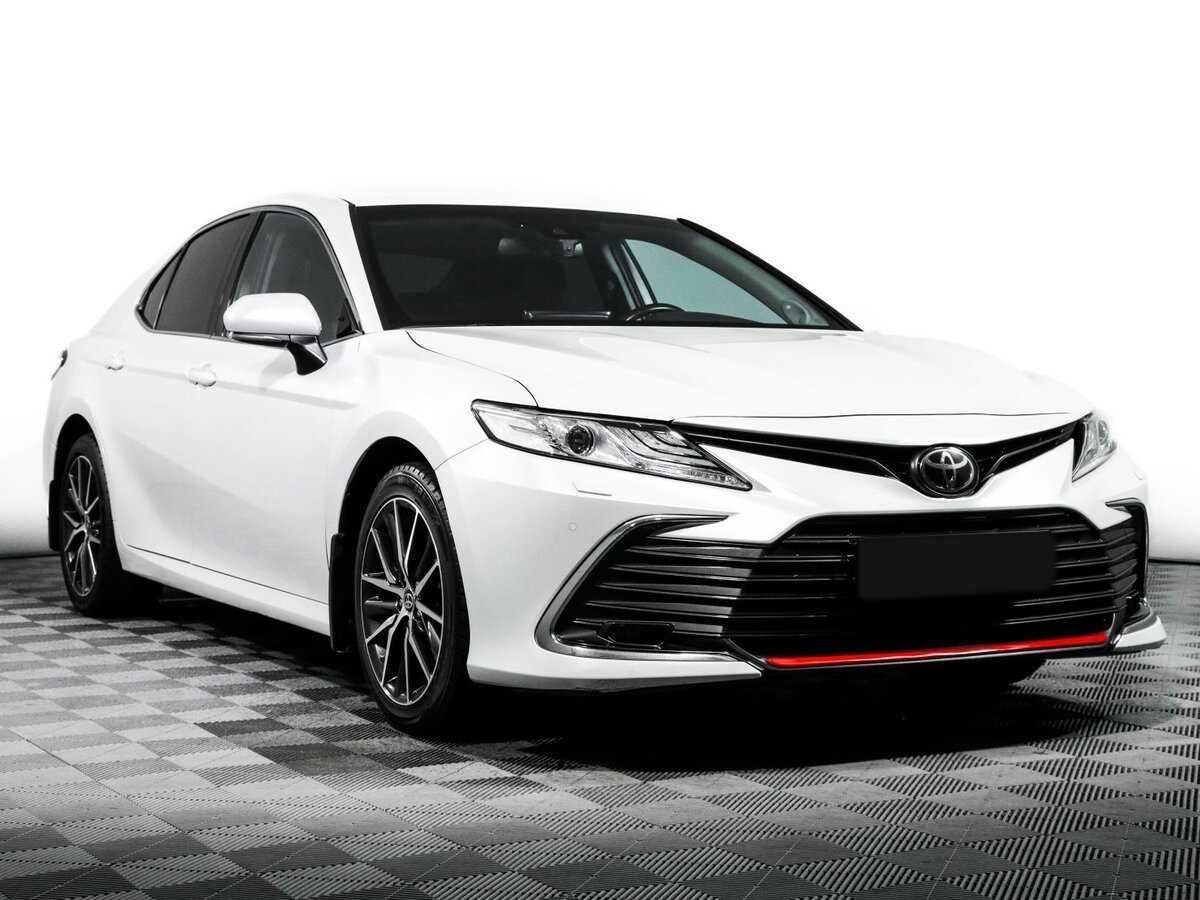 Купить Toyota Camry с пробегом. Фото: #2