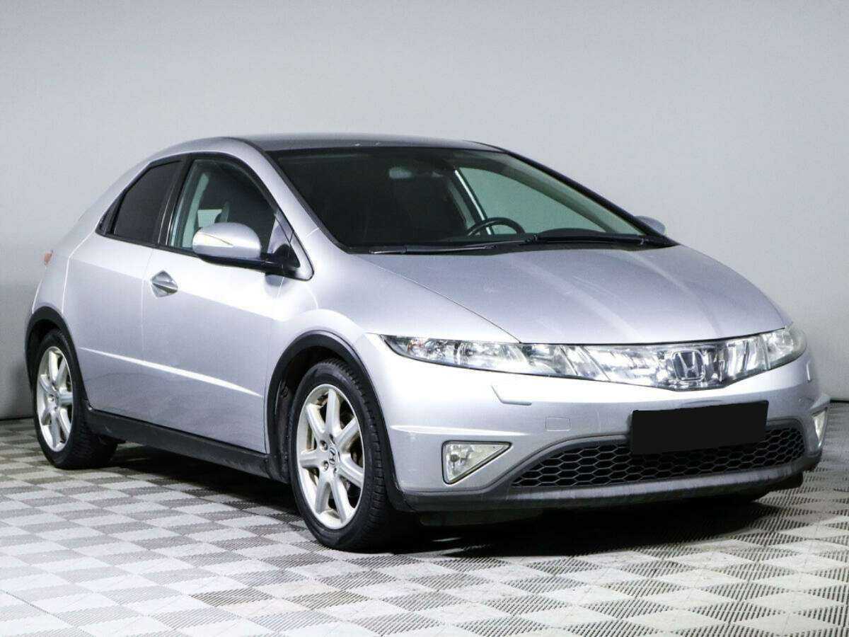 Купить Honda Civic с пробегом. Фото: #2