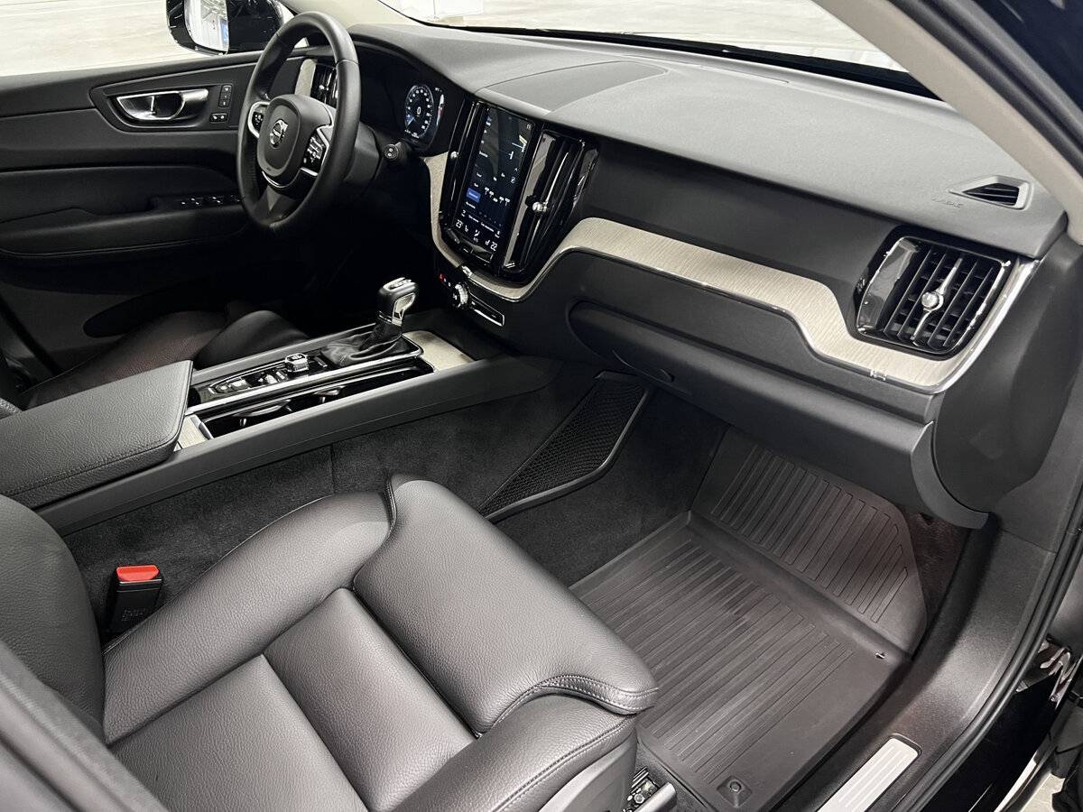 Купить Volvo XC60 с пробегом. Фото: #10