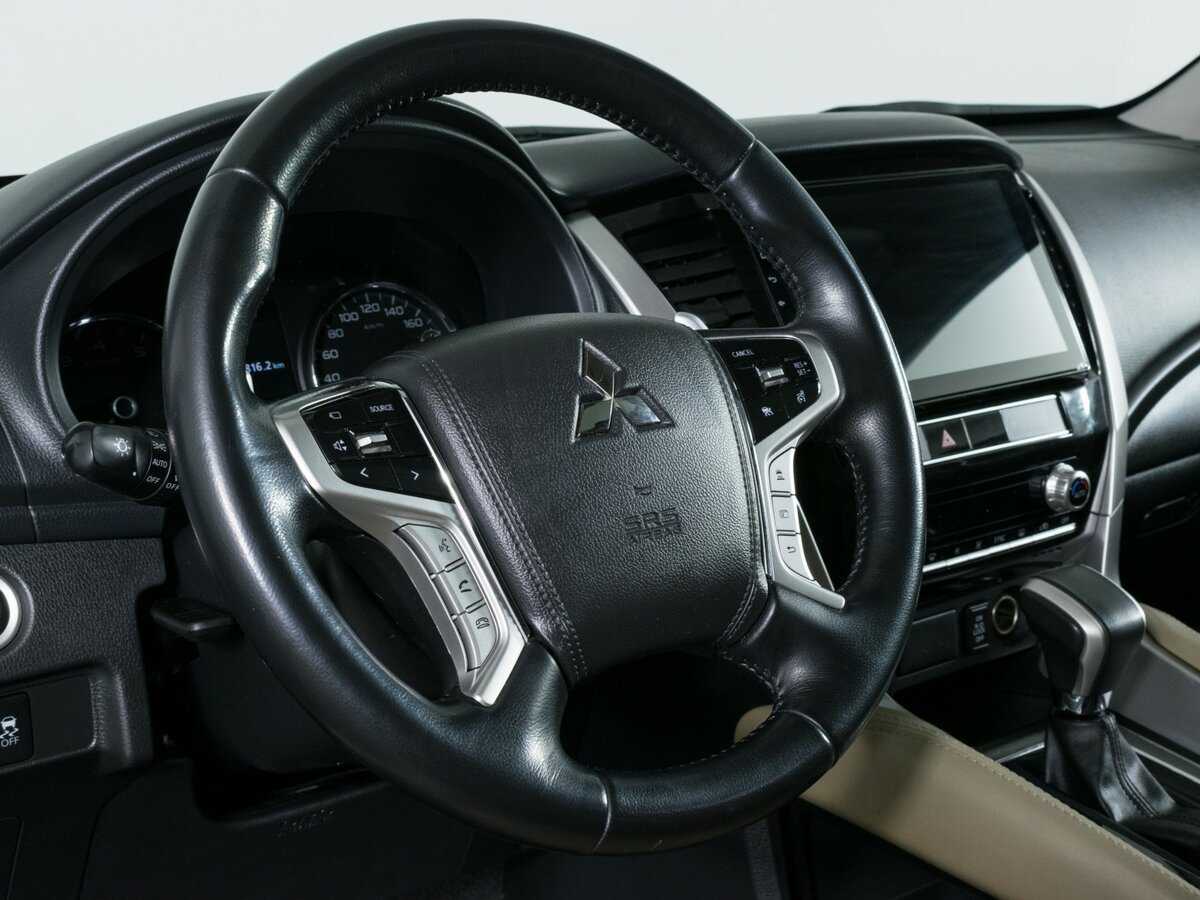 Купить Mitsubishi Pajero Sport с пробегом. Фото: #13