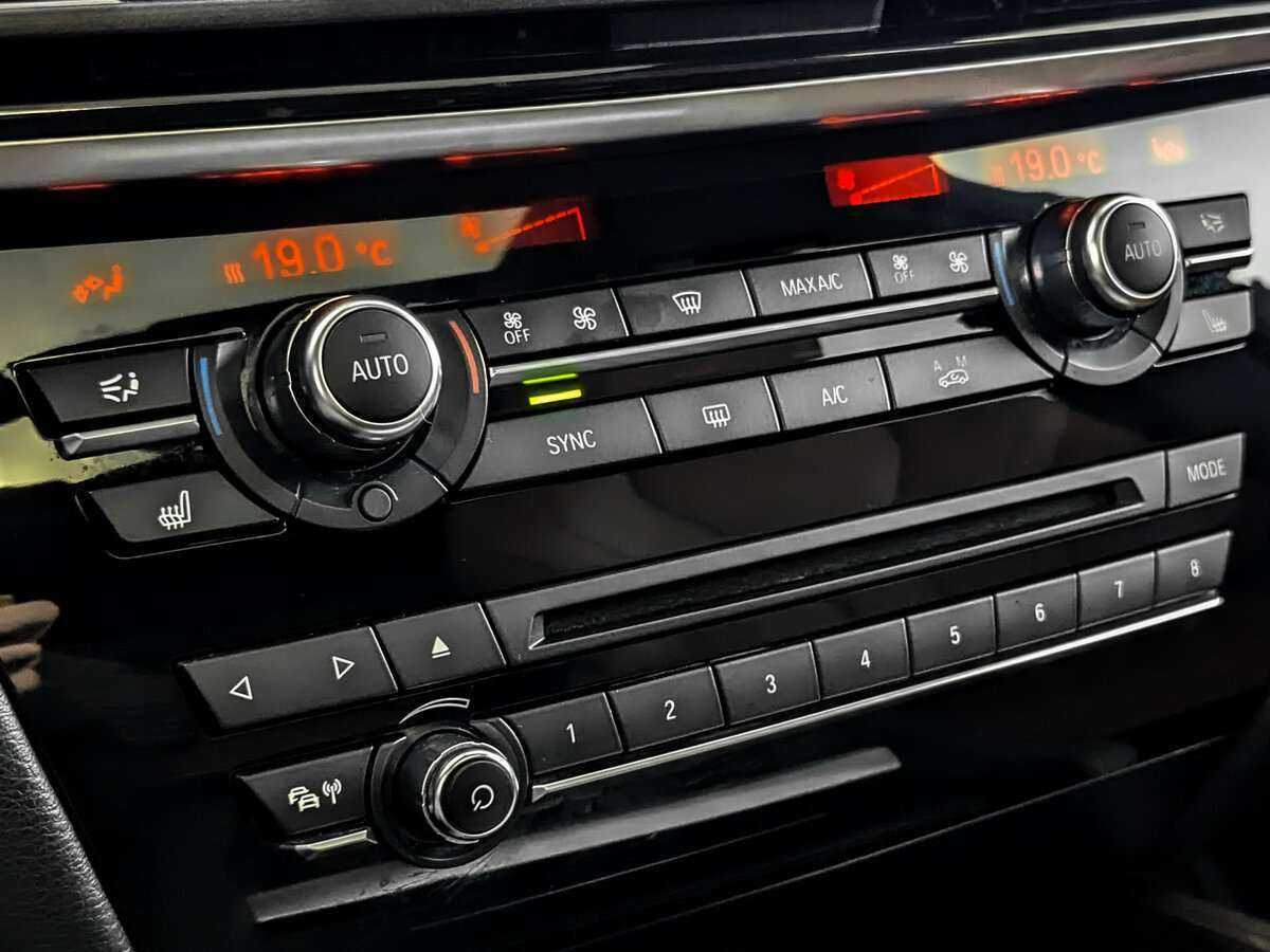 Купить BMW X5 с пробегом. Фото: #22