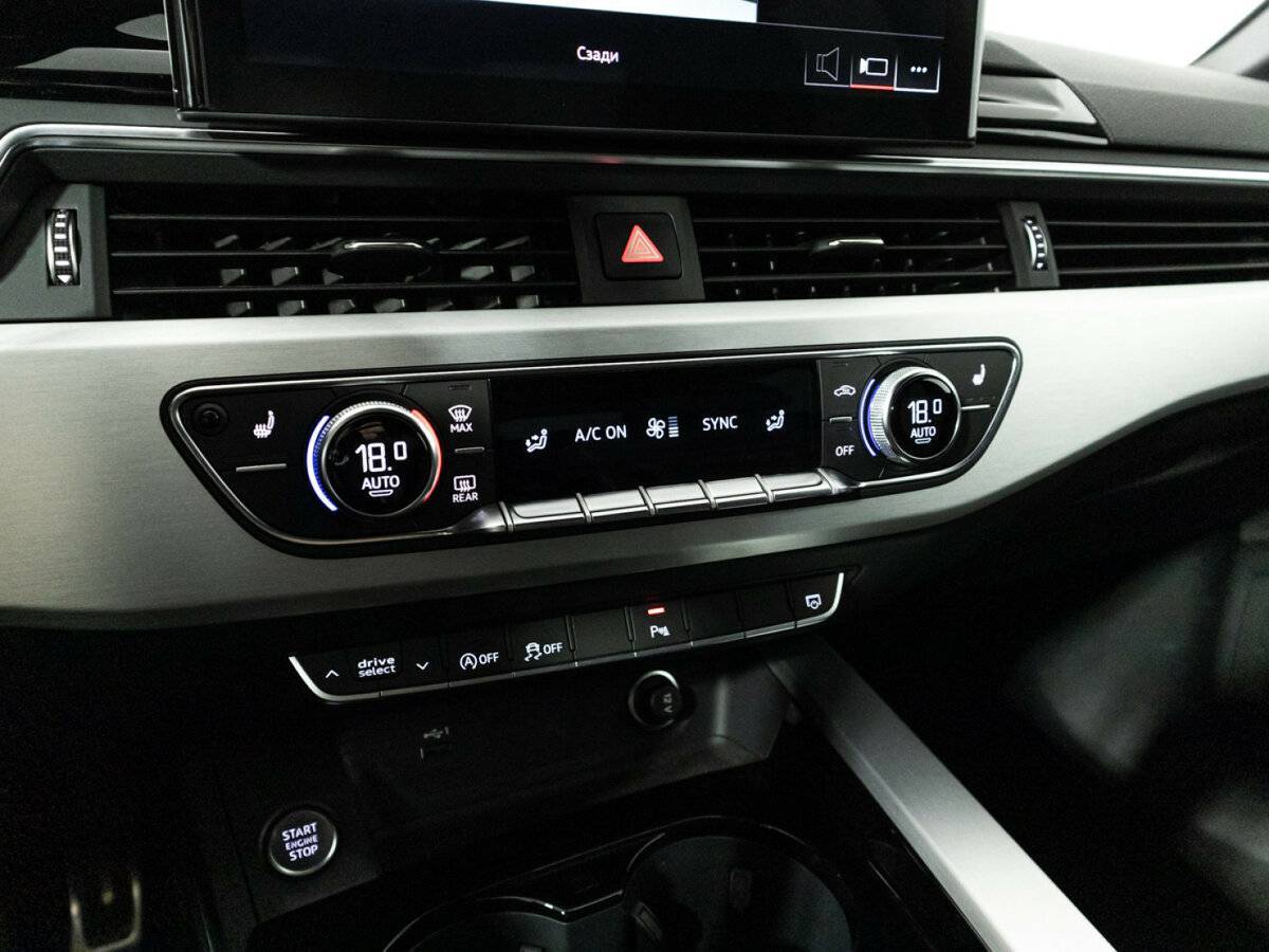 Купить Audi A4 с пробегом. Фото: #17
