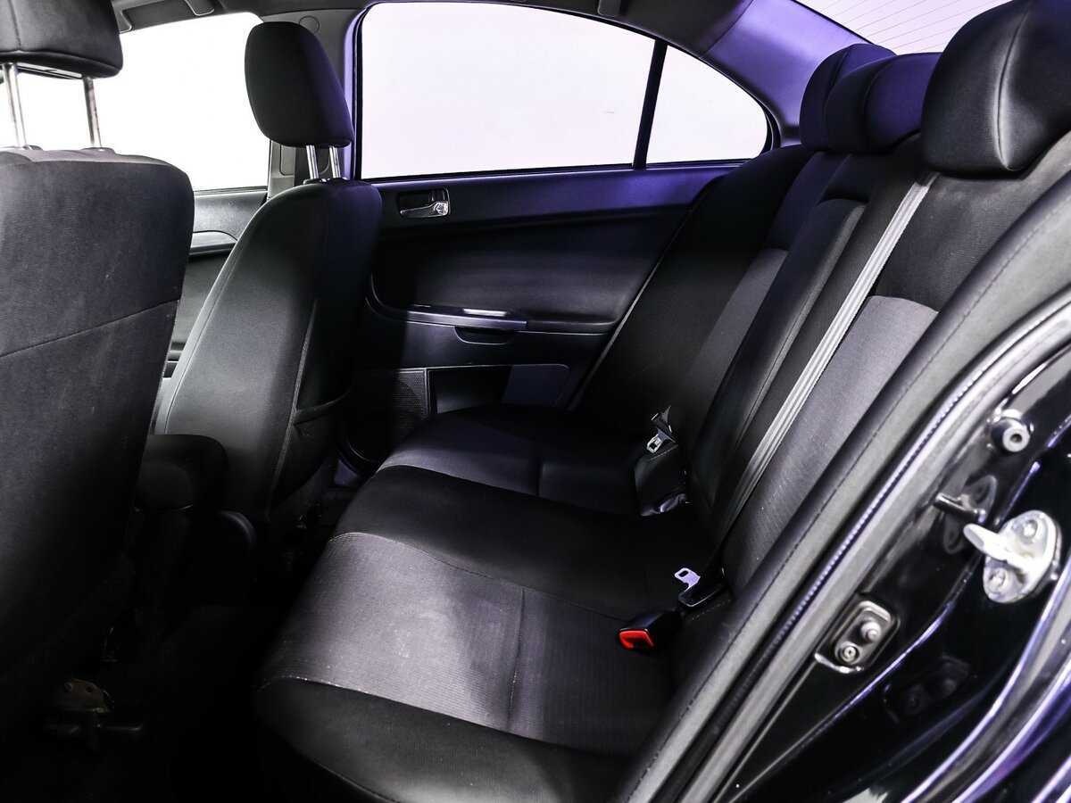 Купить Mitsubishi Lancer с пробегом. Фото: #12