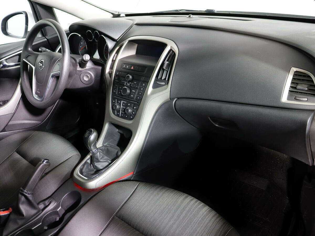 Купить Opel Astra с пробегом. Фото: #6
