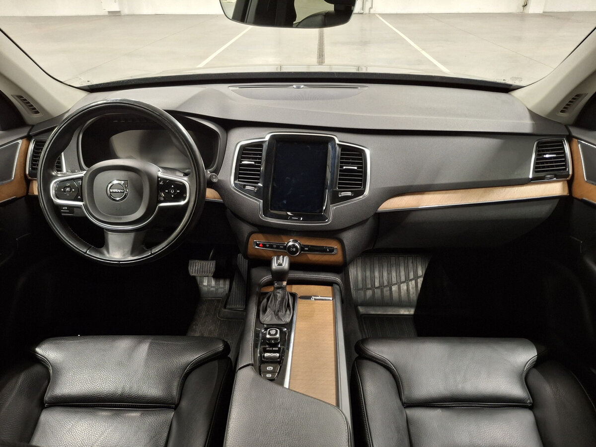 Купить Volvo XC90 с пробегом. Фото: #13