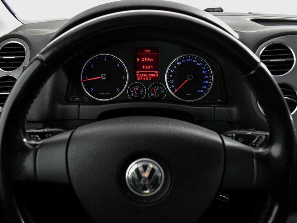 Купить Volkswagen Tiguan с пробегом. Фото: #13