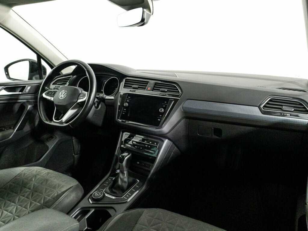 Купить Volkswagen Tiguan с пробегом. Фото: #8