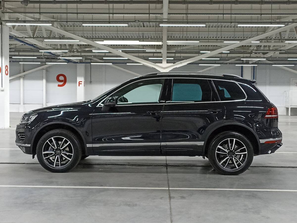 Купить Volkswagen Touareg с пробегом. Фото: #7