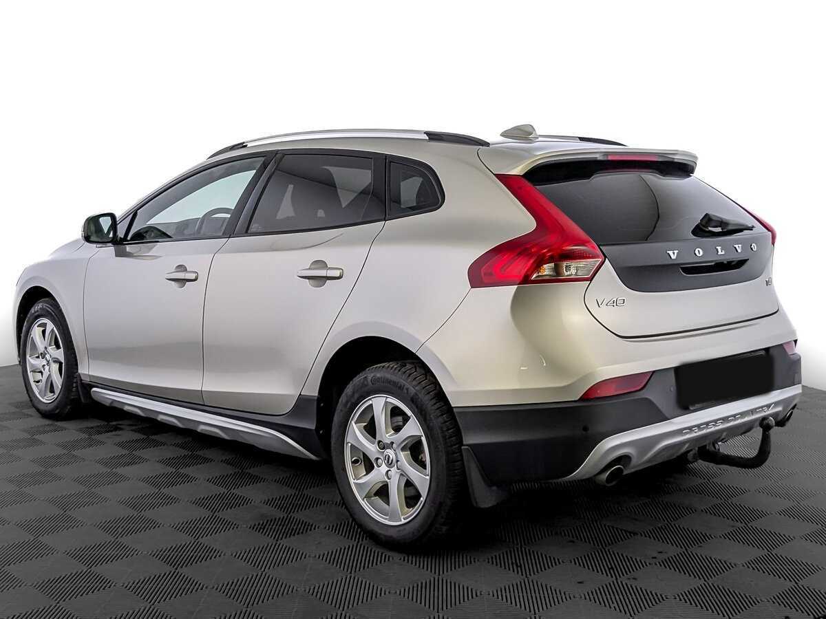 Купить Volvo V40 с пробегом. Фото: #6