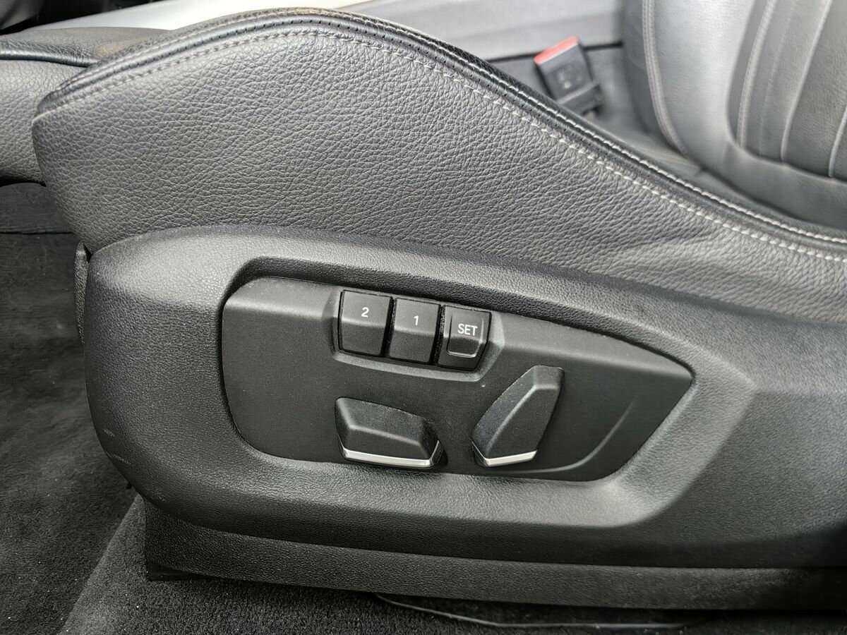 Купить BMW X5 с пробегом. Фото: #17