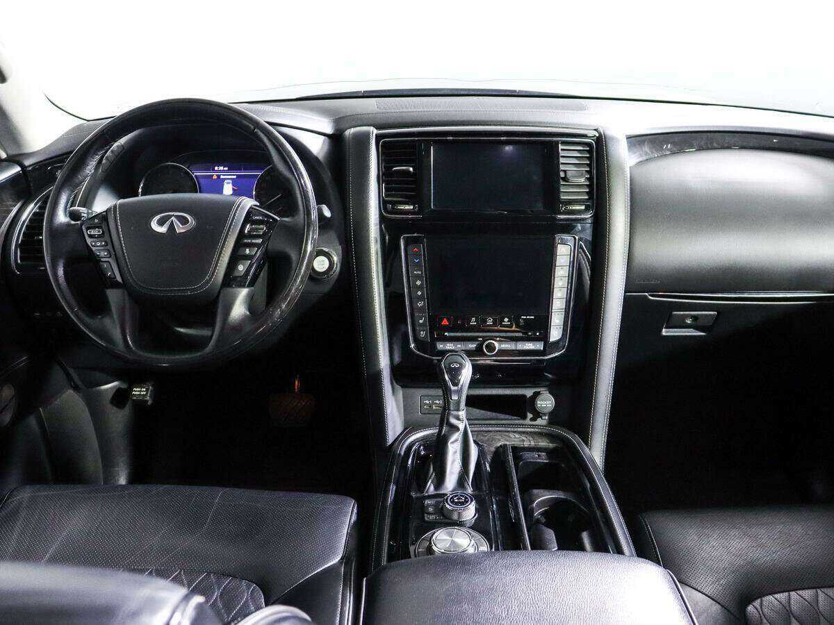 Купить Infiniti QX80 с пробегом. Фото: #9