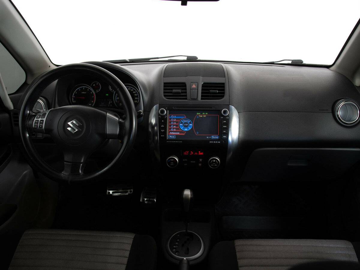 Купить Suzuki SX4 с пробегом. Фото: #6