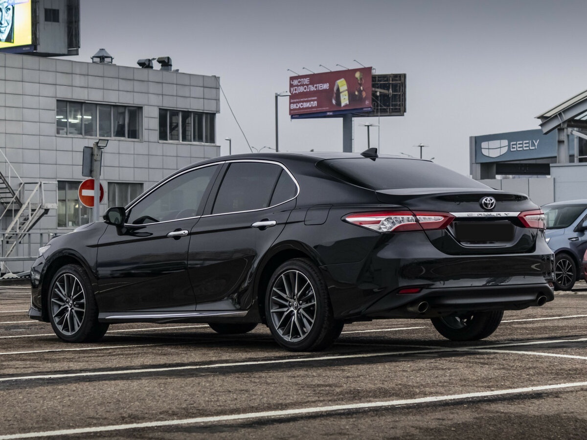 Купить Toyota Camry с пробегом. Фото: #5