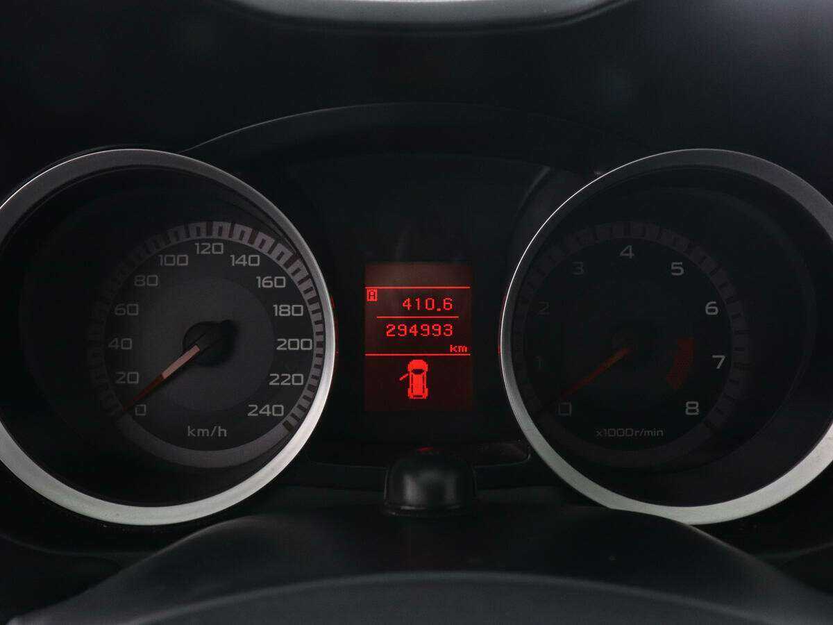 Купить Mitsubishi Lancer с пробегом. Фото: #10