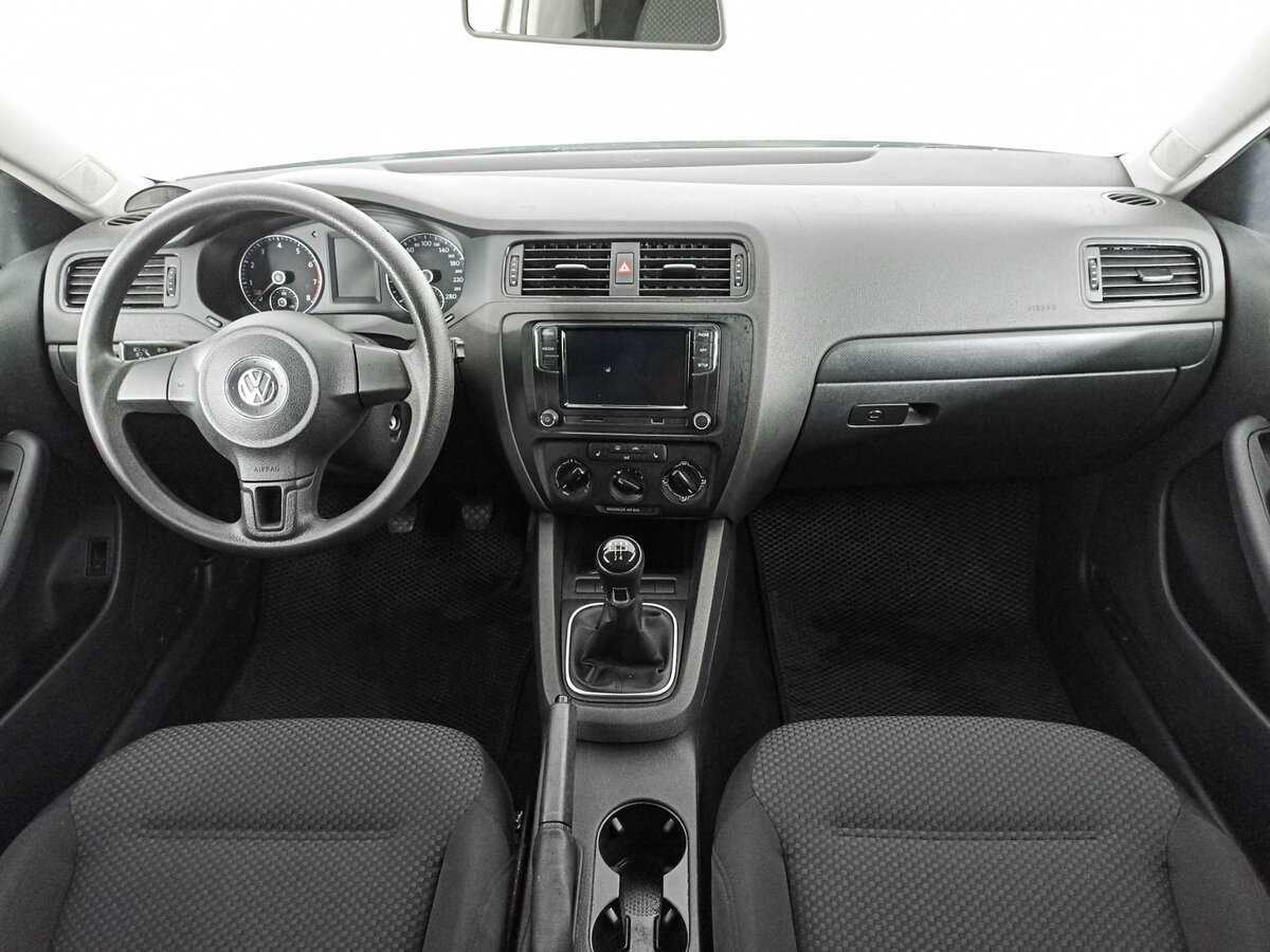 Купить Volkswagen Jetta с пробегом. Фото: #13