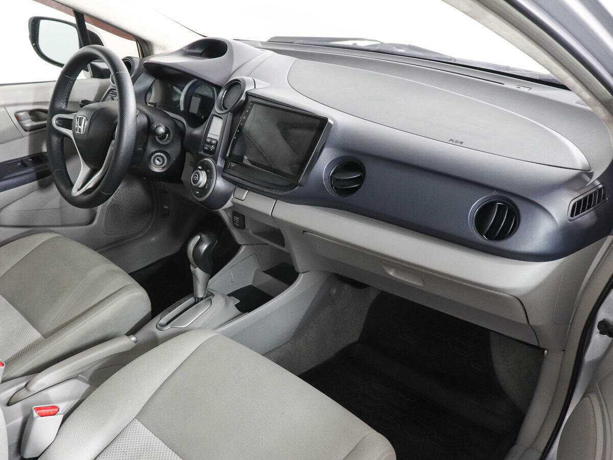 Купить Honda Insight с пробегом. Фото: #9