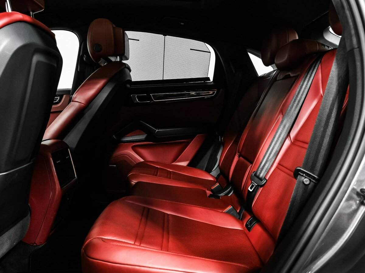 Купить Porsche Cayenne с пробегом. Фото: #12