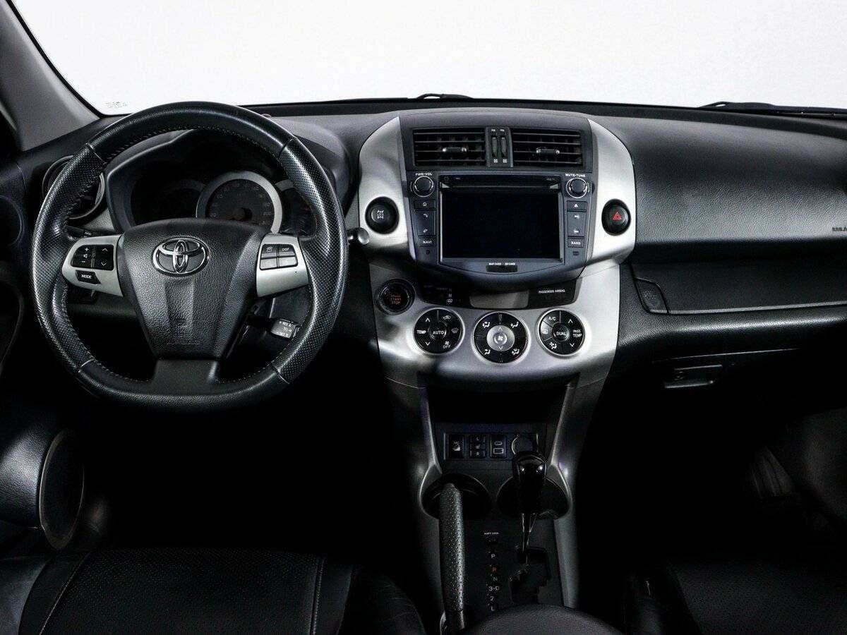 Купить Toyota RAV4 с пробегом. Фото: #10