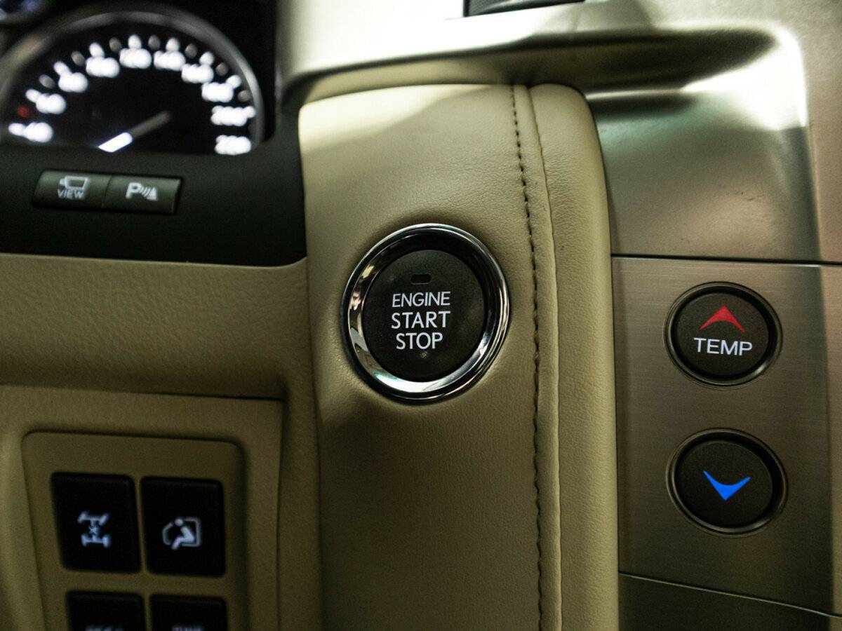 Купить Lexus LX с пробегом. Фото: #23