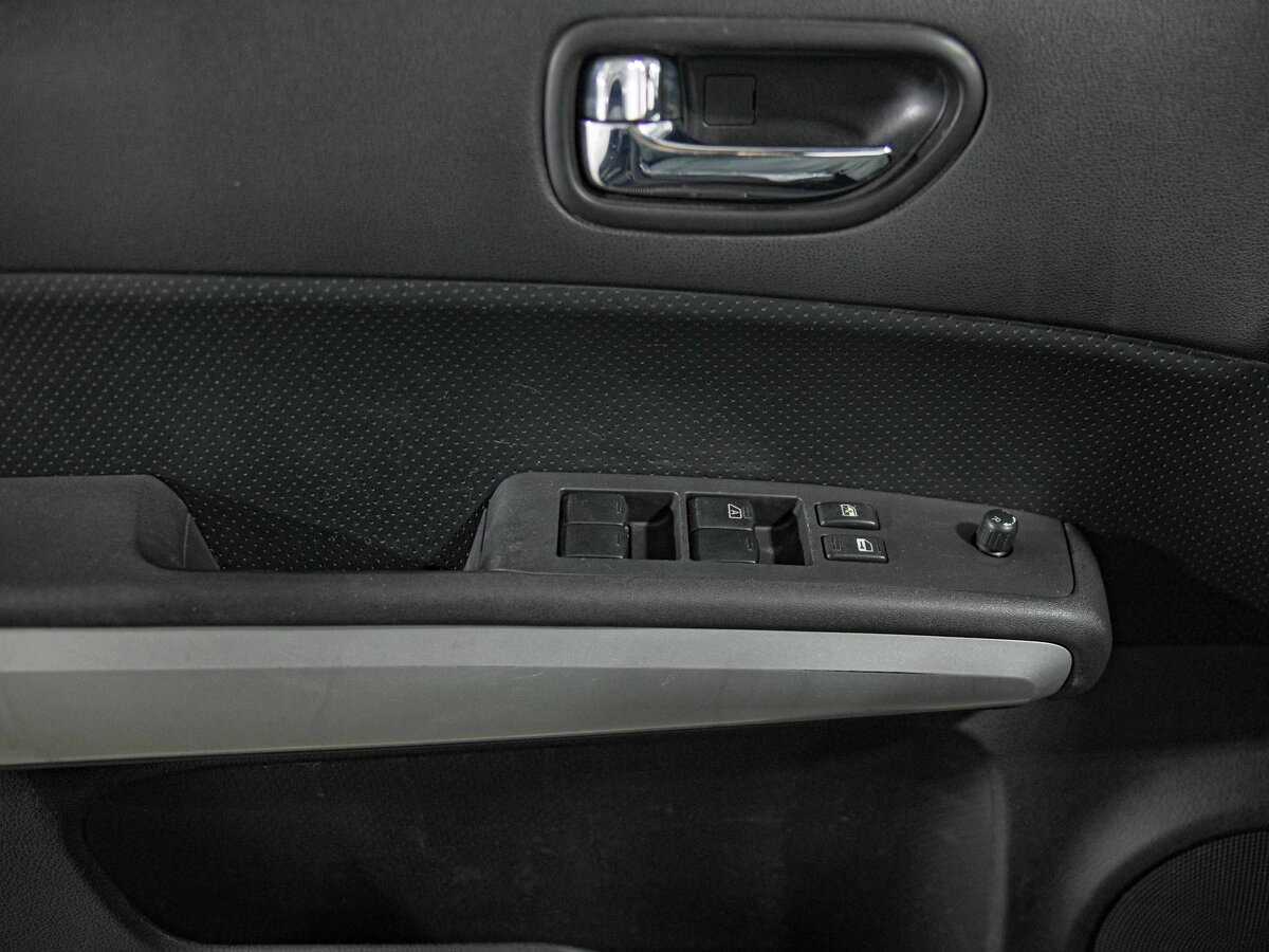 Купить Nissan X-Trail с пробегом. Фото: #11