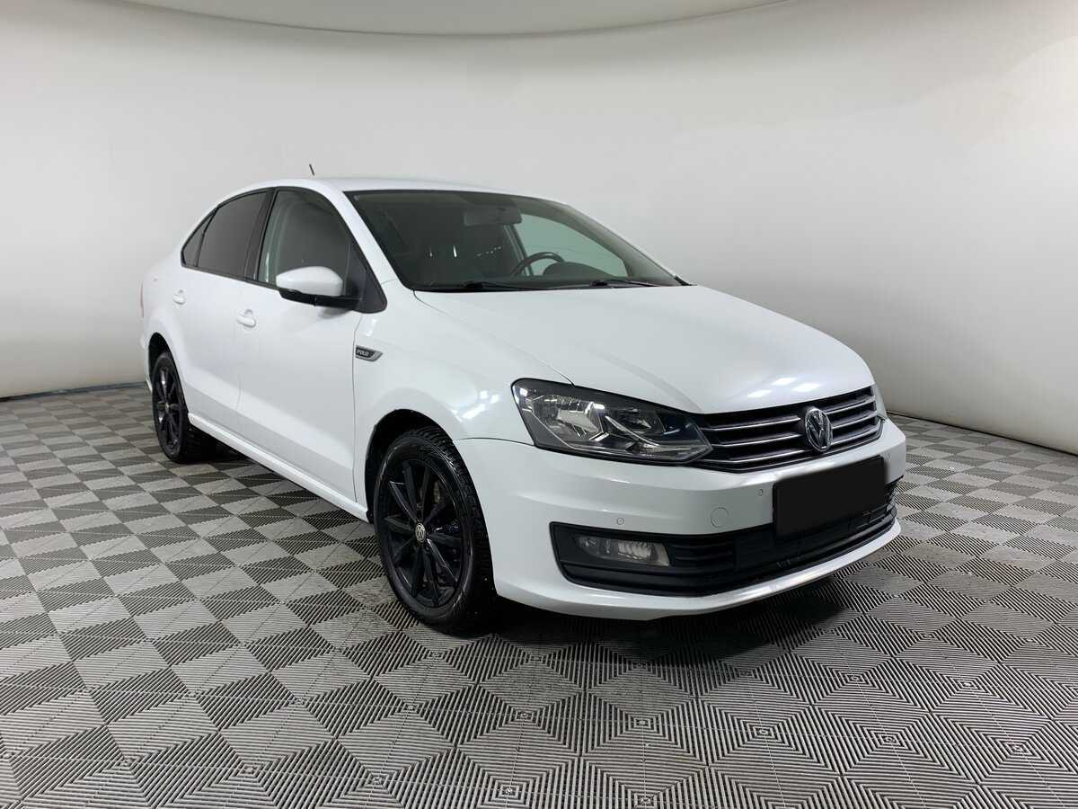 Купить Volkswagen Polo с пробегом. Фото: #2