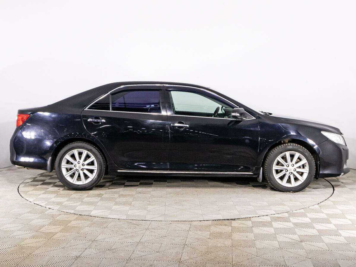 Купить Toyota Camry с пробегом. Фото: #3