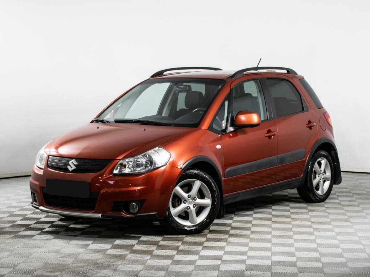 Купить Suzuki SX4 с пробегом. Посмотреть фото