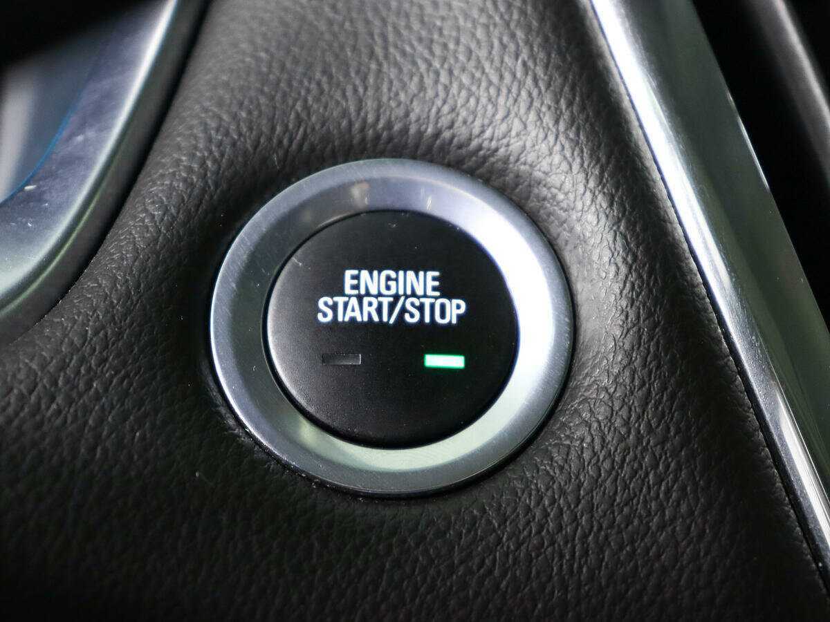 Купить Chevrolet Traverse с пробегом. Фото: #17