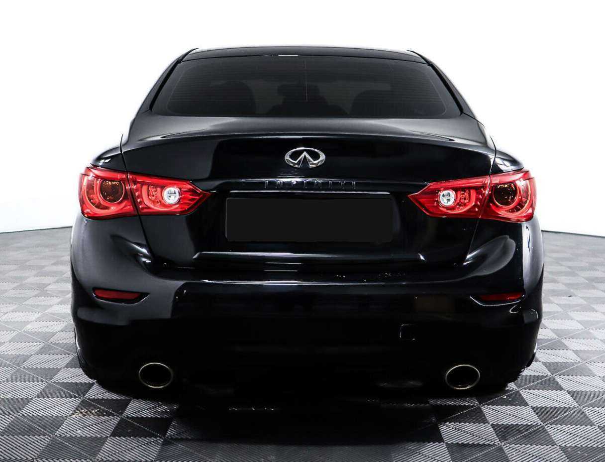 Купить Infiniti Q50 с пробегом. Фото: #5