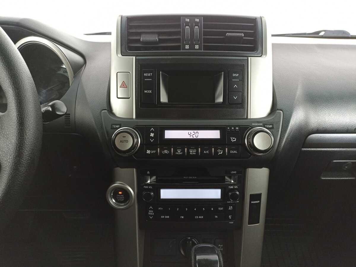 Купить Toyota Land Cruiser Prado с пробегом. Фото: #14