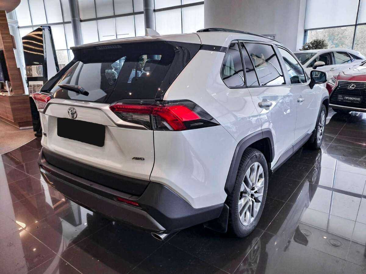 Купить Toyota RAV4 с пробегом. Фото: #4