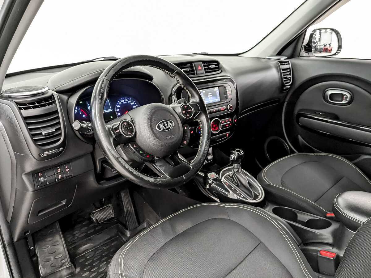 Купить Kia Soul с пробегом. Фото: #15