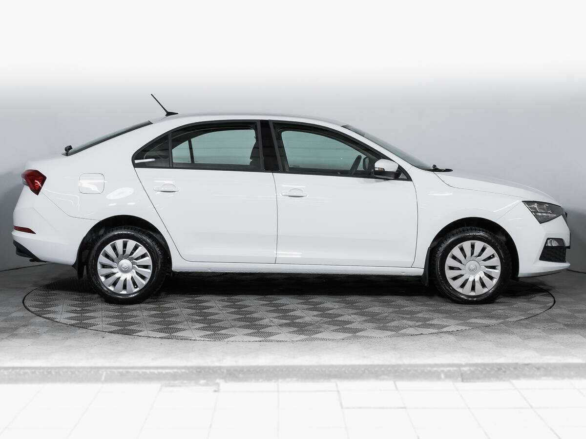 Купить Skoda Rapid с пробегом. Фото: #3