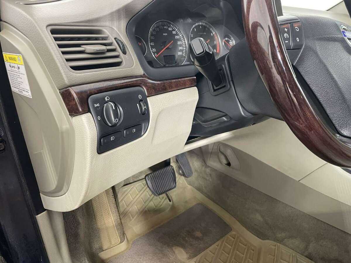 Купить Volvo S80 с пробегом. Фото: #7