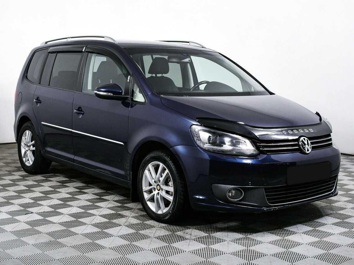 Купить Volkswagen Touran с пробегом. Фото: #2