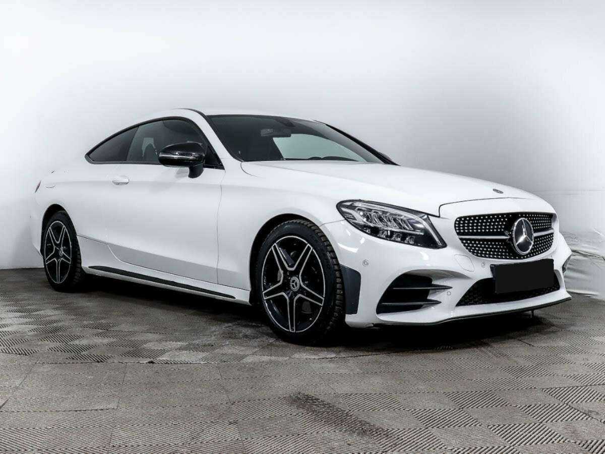 Купить Mercedes-Benz C-Класс с пробегом. Фото: #2