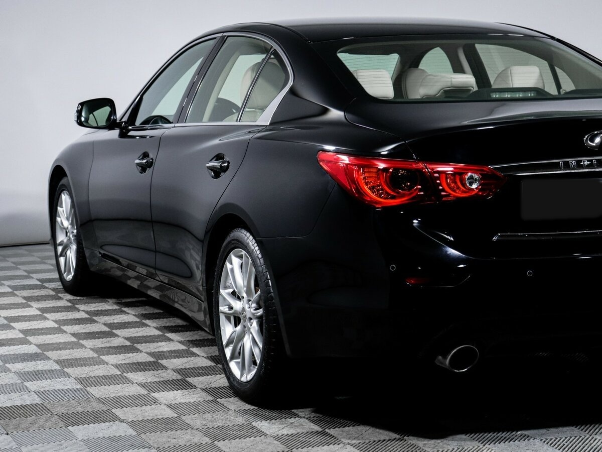 Купить Infiniti Q50 с пробегом. Фото: #19