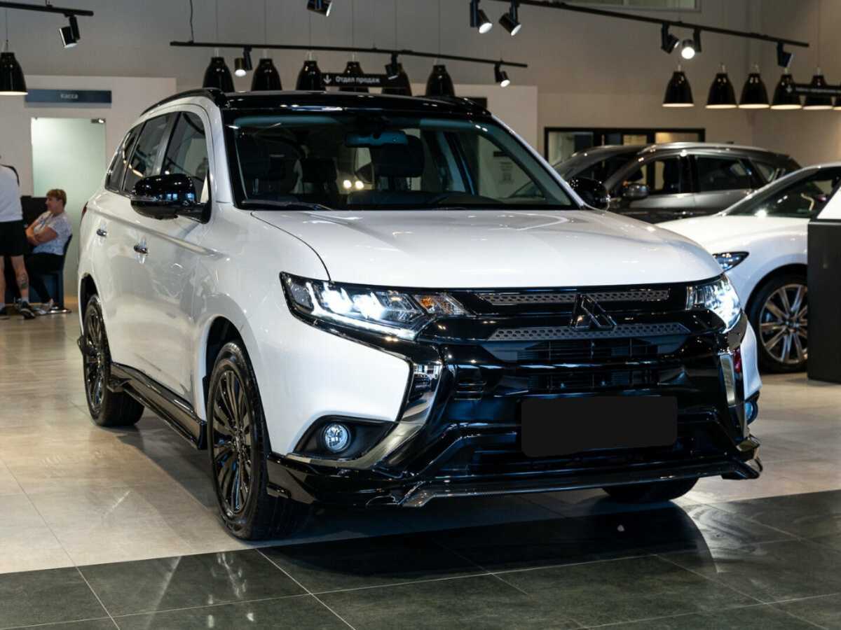 Купить Mitsubishi Outlander с пробегом. Фото: #3