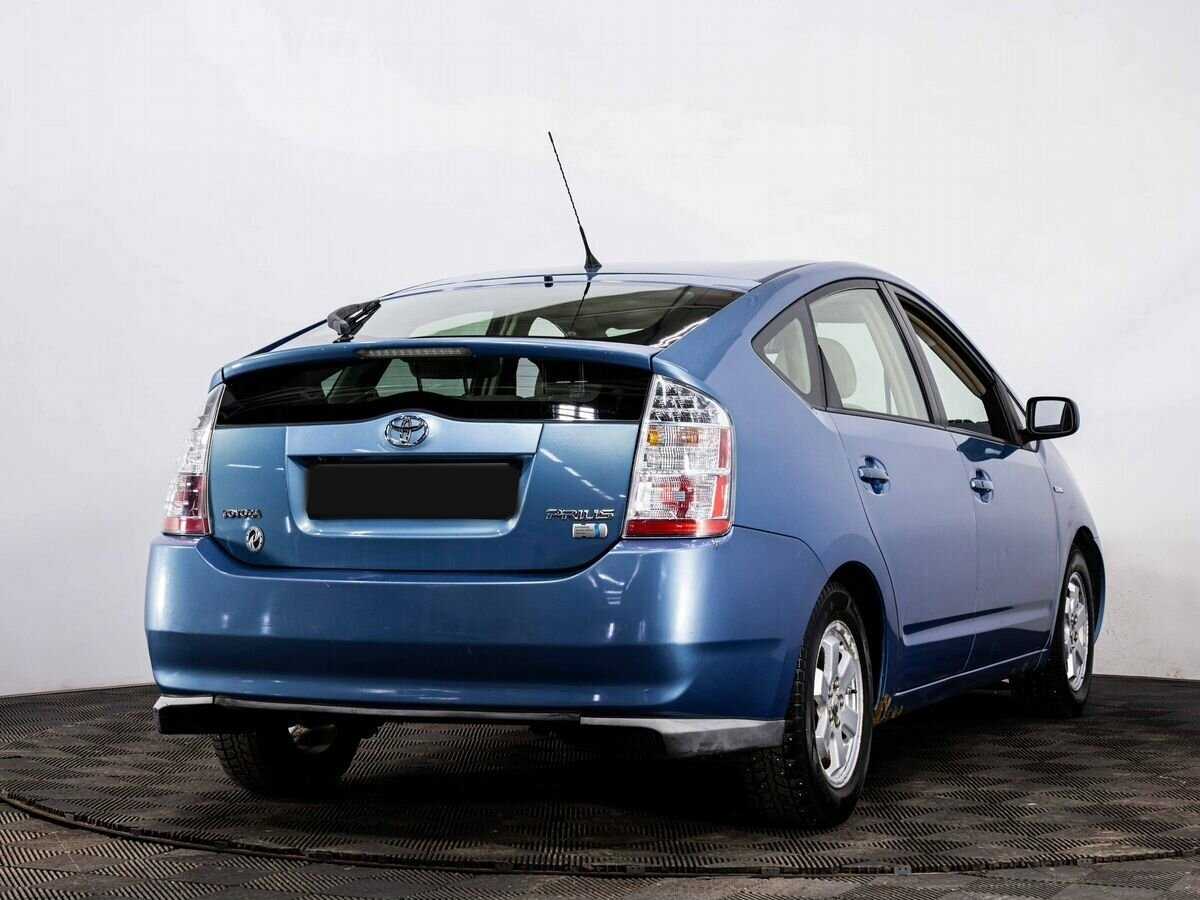 Купить Toyota Prius с пробегом. Фото: #5