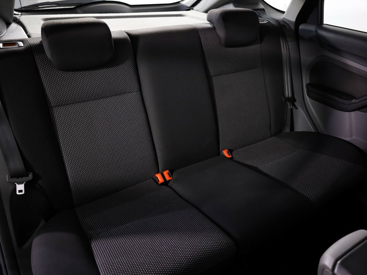 Купить Ford Focus с пробегом. Фото: #18