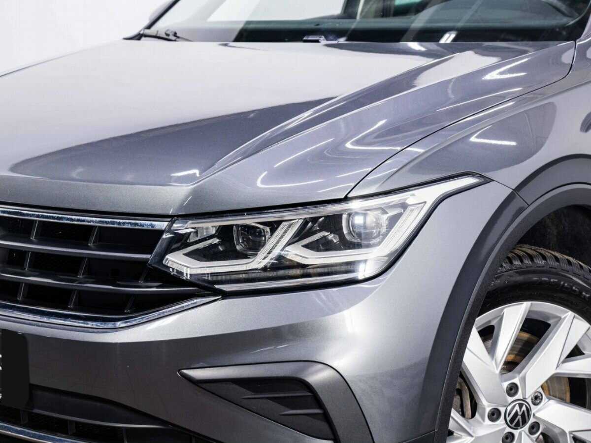 Купить Volkswagen Tiguan с пробегом. Фото: #6