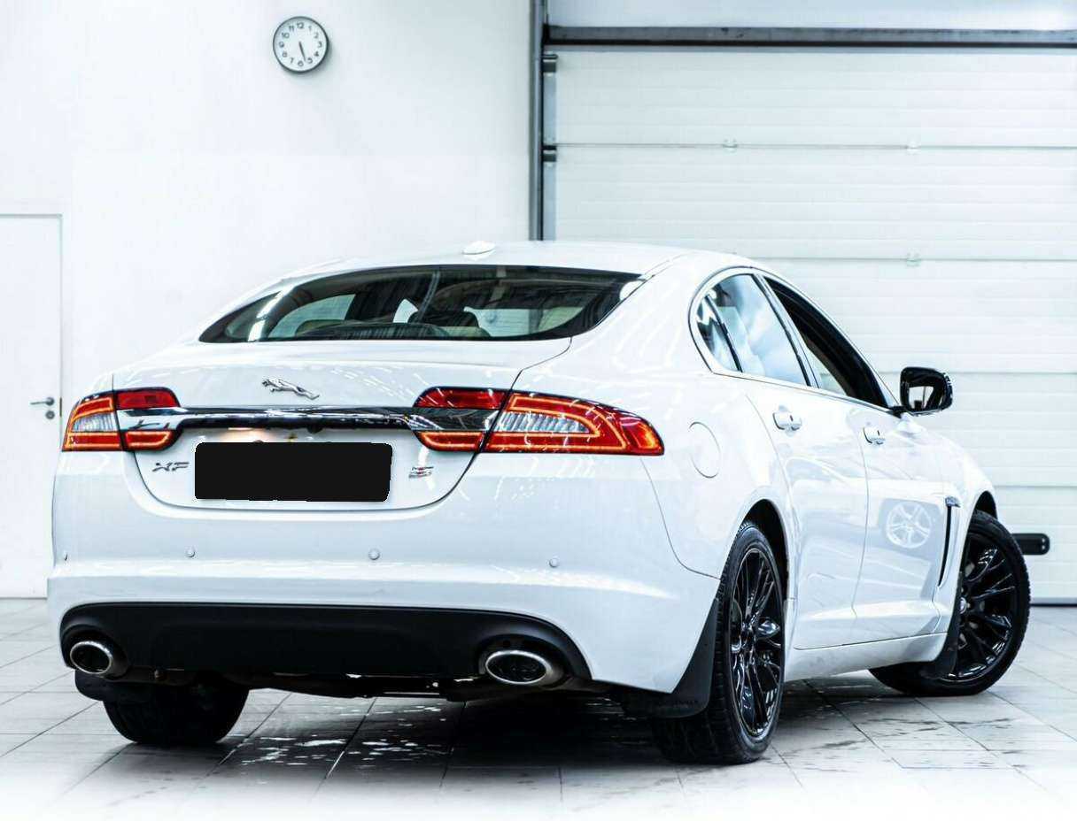 Купить Jaguar XF с пробегом. Фото: #2