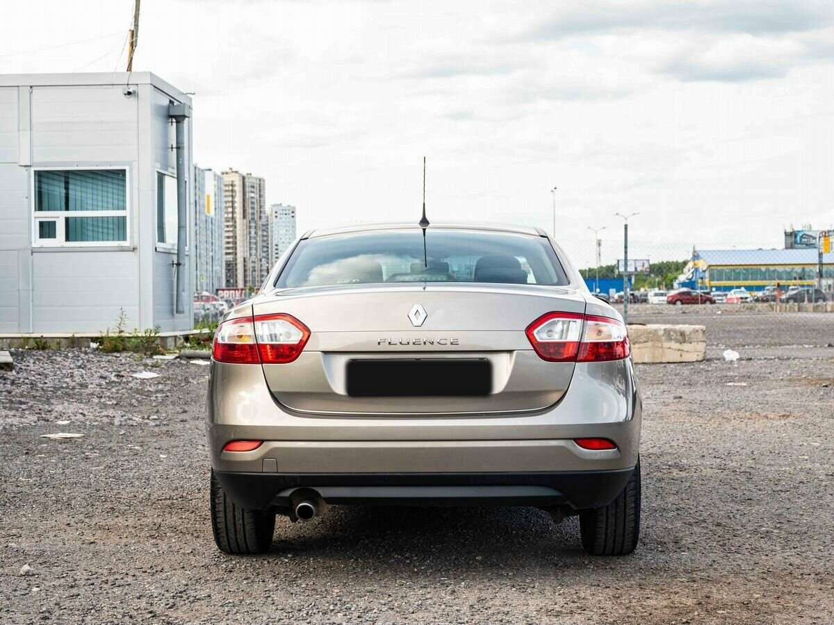 Купить Renault Fluence с пробегом. Фото: #4