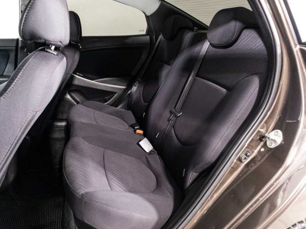 Купить Hyundai Solaris с пробегом. Фото: #9