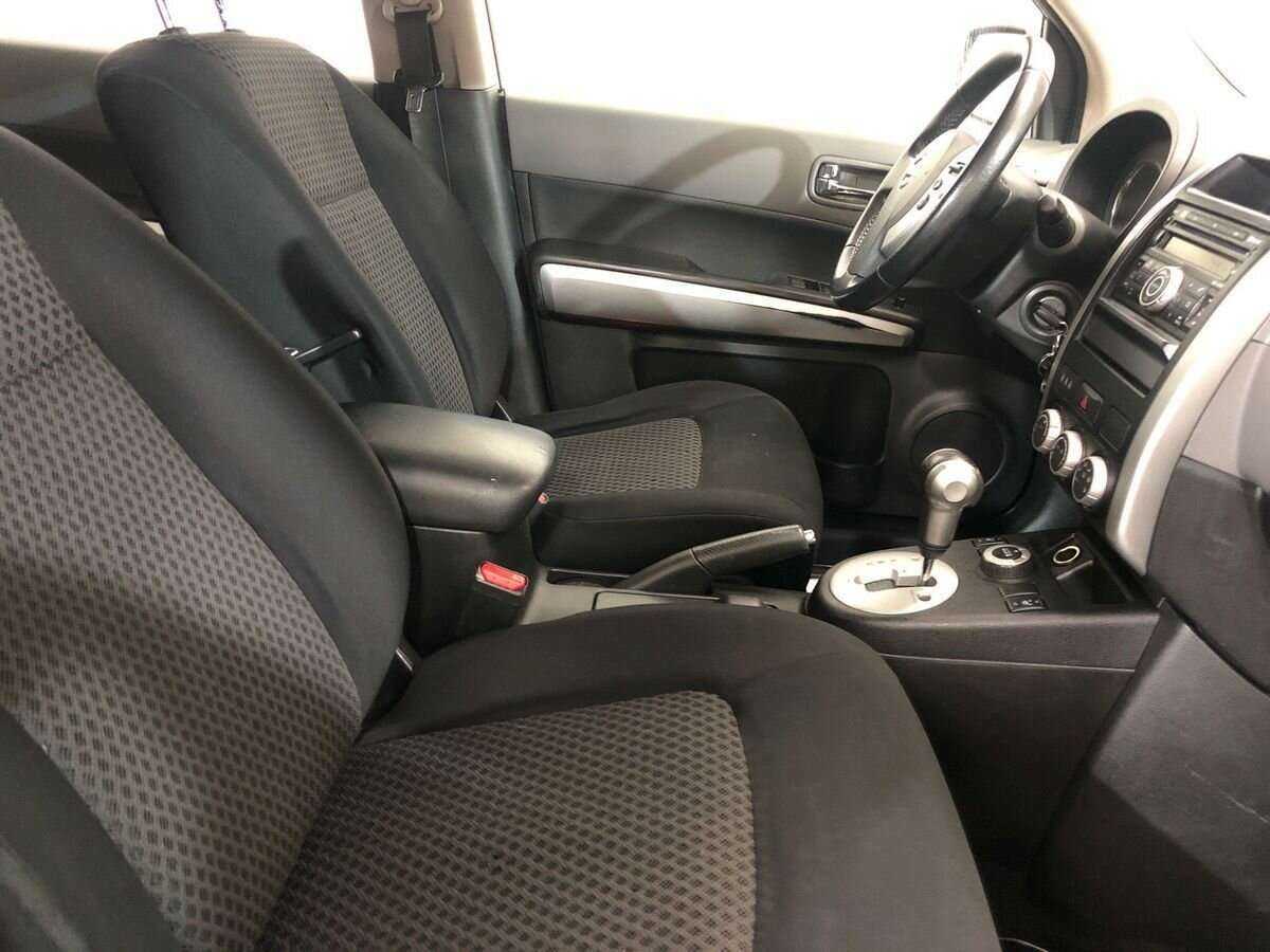 Купить Nissan X-Trail с пробегом. Фото: #9