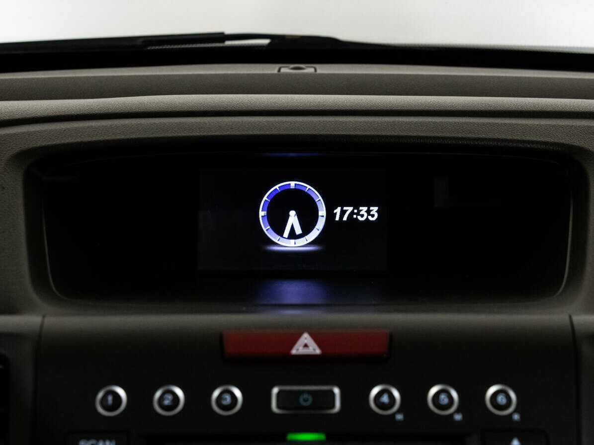 Купить Honda CR-V с пробегом. Фото: #11