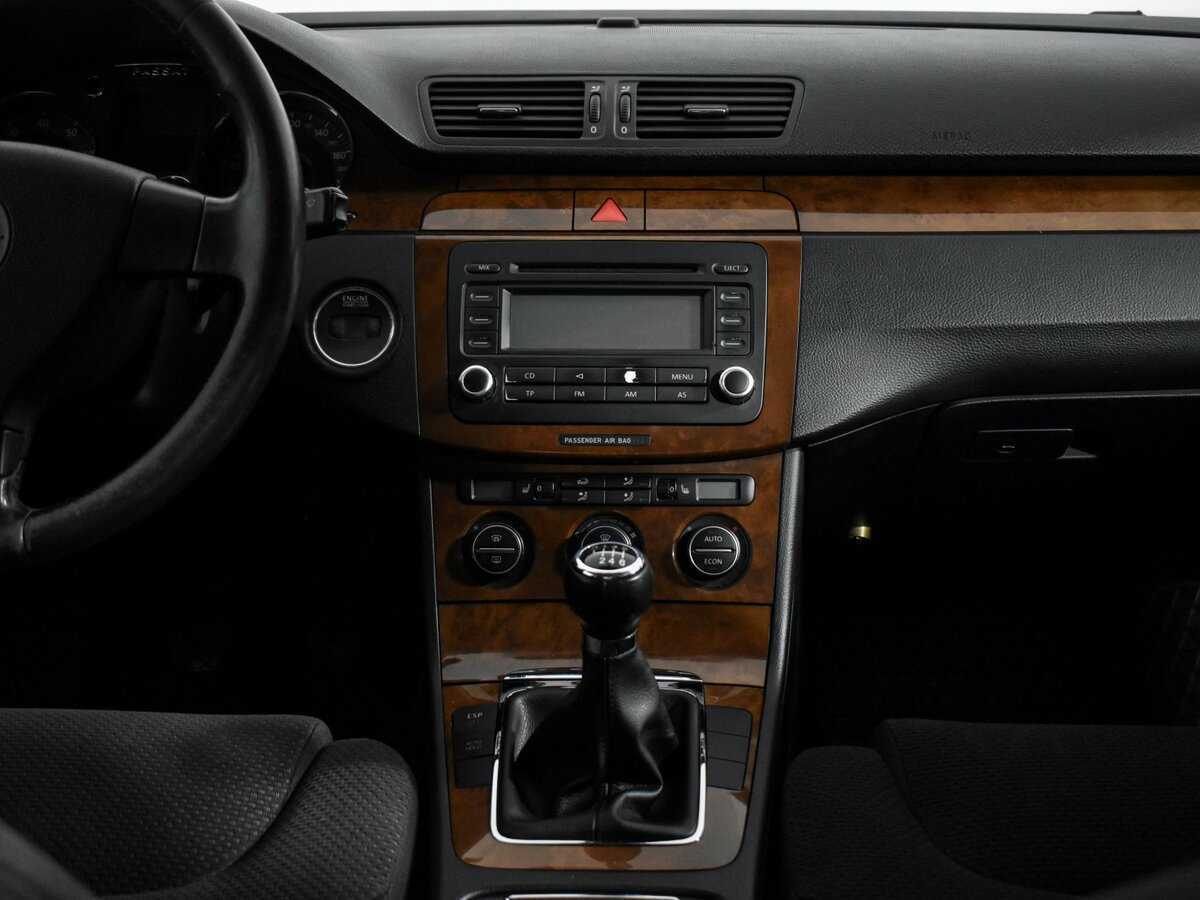 Купить Volkswagen Passat с пробегом. Фото: #12