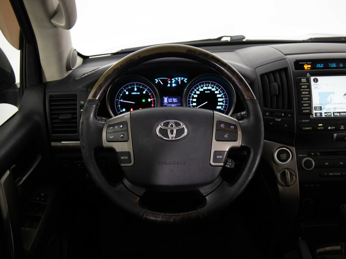 Купить Toyota Land Cruiser с пробегом. Фото: #5