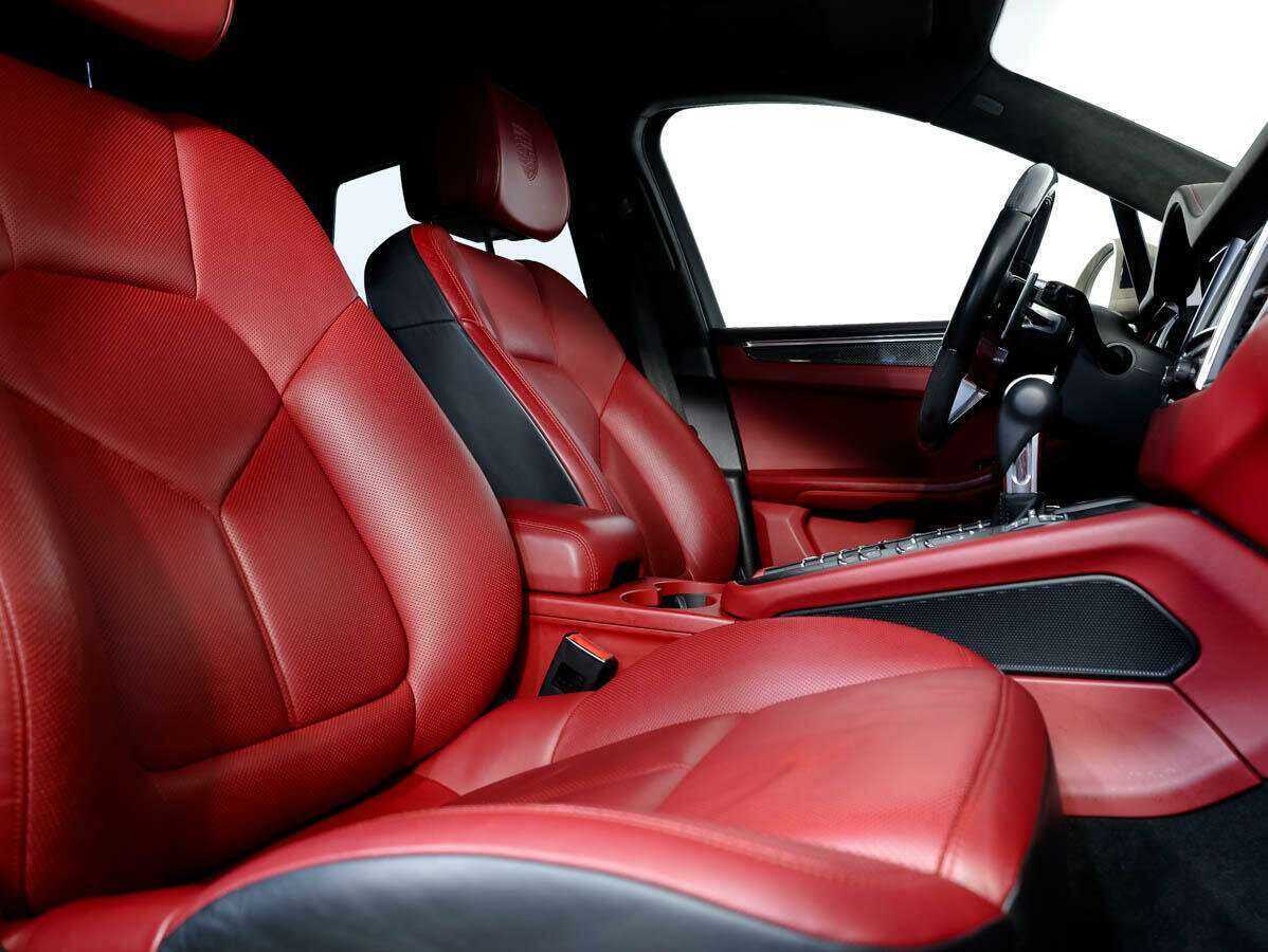 Купить Porsche Macan с пробегом. Фото: #12